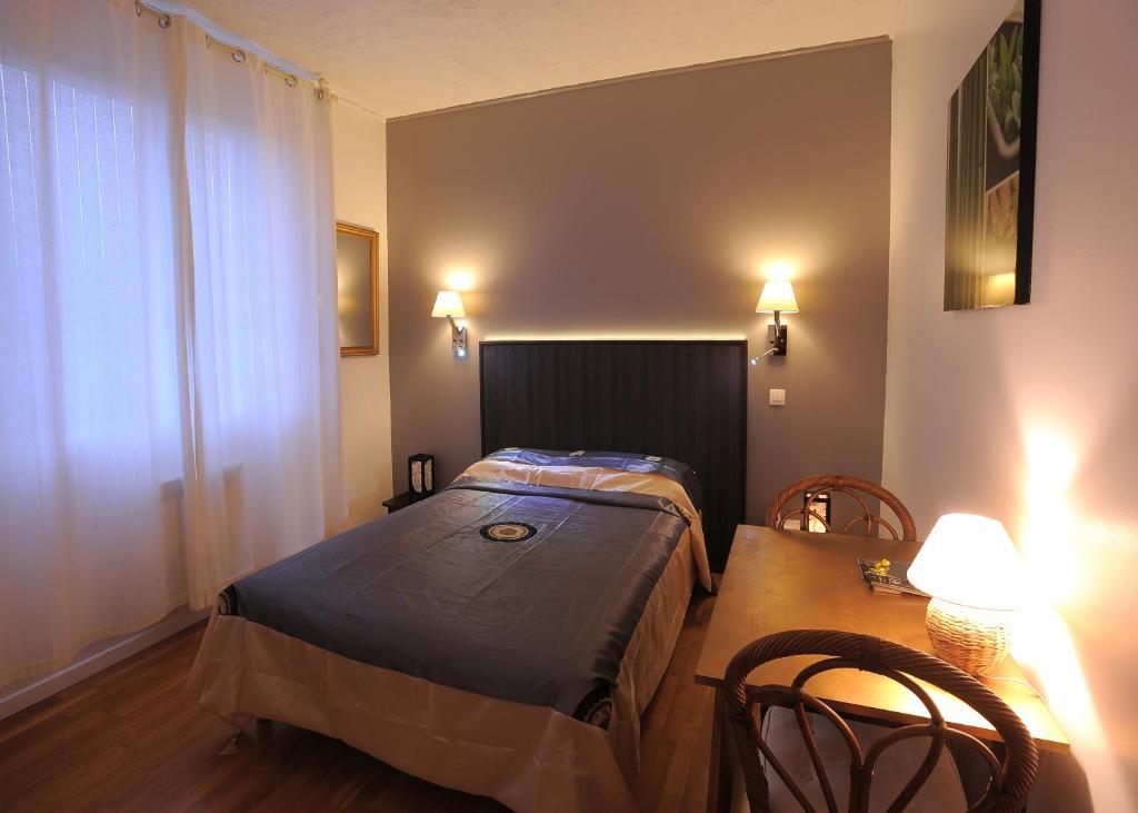 Hotel Italia Tours Room photo